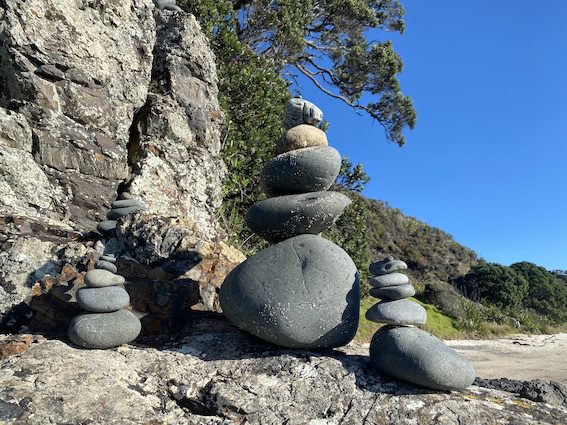 Wishing stones at Tawharanui Peninsula