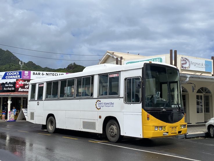 Bus in Rarotonga